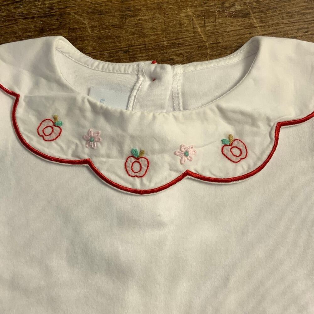 Little English Embroidered Apple Collar short sleeve size 4T - Picture 2 of 4